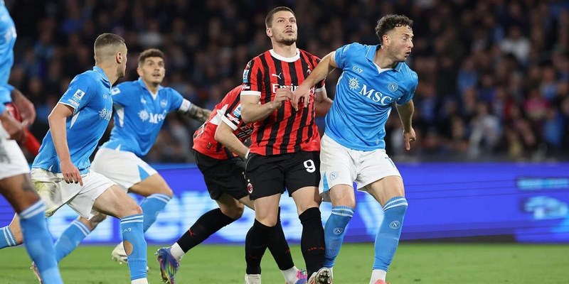 Napoli nhỉnh hơn về thành tích thi đấu gần đây